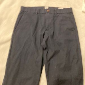 Gap men’s navy blue chino pants straight leg 31x30